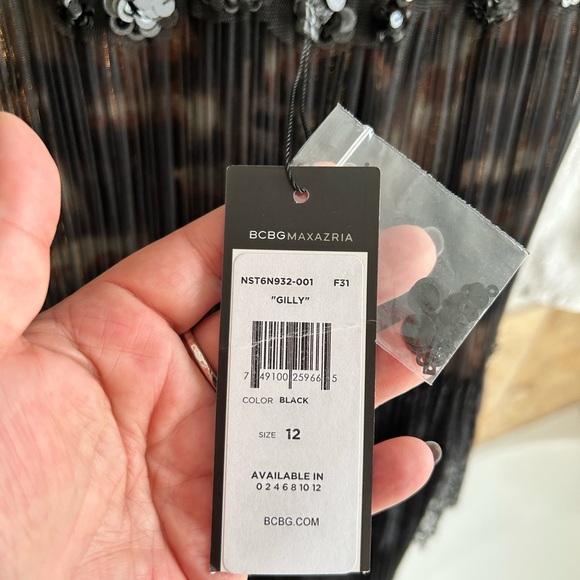 NWT BCBGMAXAZRIA Black Cocktail Dress. Size 12. - Picture 7 of 8